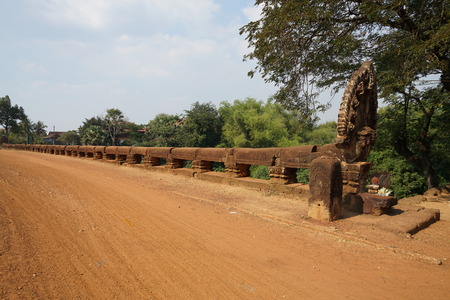 Siem Reap, Cambodia-January 12, 2019: Spean Praptos or Kampong Kdei Bridge in Cambodia used to be the longest corbeled sto NE-arch bridge in the worldのeditorial素材