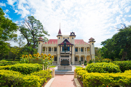 NAKORNPRATHOM,THAILAND-NOVEMBER 30:View of Sanam Chandra Palace where is the ancient and popula for Thai&foreigner to visit at Nakornprathom on November 30,2015のeditorial素材