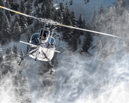 Turbolence snow, from Courchevel Heliportのeditorial素材