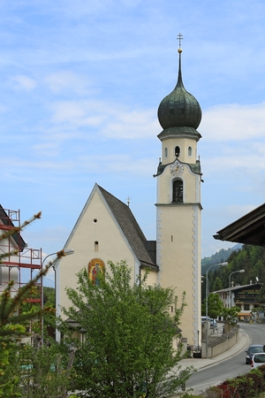 Church in small Tyrolien town Austhauser, Austriaの写真素材