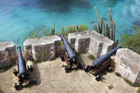 Cannons of fort Beekenburg on Curacaoの写真素材