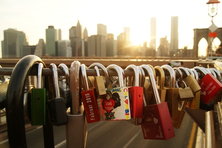 padlock love brooklyn bridgeの写真素材