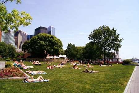 Battery park tanningのeditorial素材