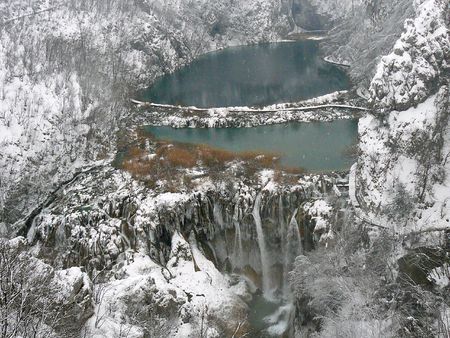 Plitvice (Plitvicka) Lakes in winter, Croatiaの写真素材