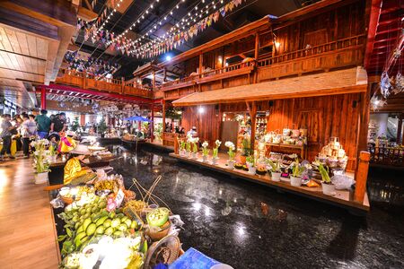 BANGKOK, THAILAND - November 27, 2018 The photo of Icon Siam Department Store at Chao Phraya River Side , Bangkok. The Biggest shopping Mall in Bangkok.のeditorial素材
