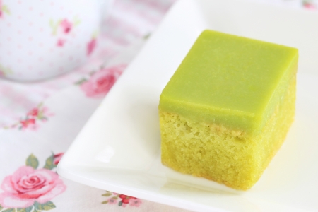 Pandan Chiffon Cake on Plateの写真素材