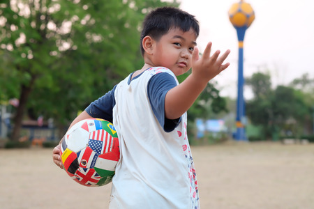 Bangkok-Thailand April 10  : Children Training in Soccer or Football on April 10 2016 in Bangkok ,Thailand .Children need to practice hard as a footballer in the future.のeditorial素材