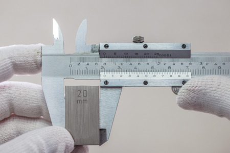 Calibration VERNIER with gage block
