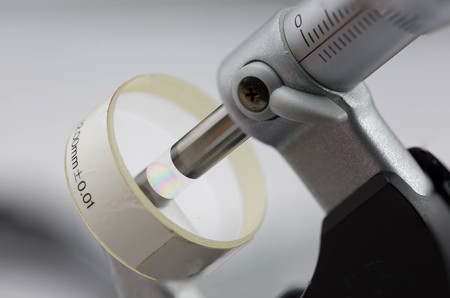 Calibration outside micro meter  with optical parallel