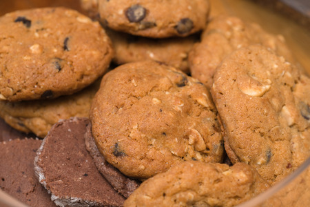 Fresh cookies on a tray rack,cookie close-up shot