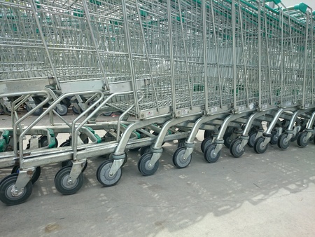 Manny shopping cart at supermarket