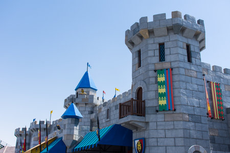 "Dubai, Dubai/United Arab Emirates - 03/07.2020: Legoland Dubai Amusement Park Kingdom's Castle Entrance. Luxury travel"のeditorial素材