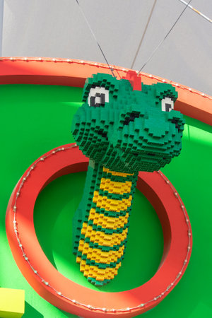 "Dubai, Dubai/United Arab Emirates - 03/07.2020: Legoland Dubai Dragon Head Statue. Luxury Travel Resort Destination.のeditorial素材