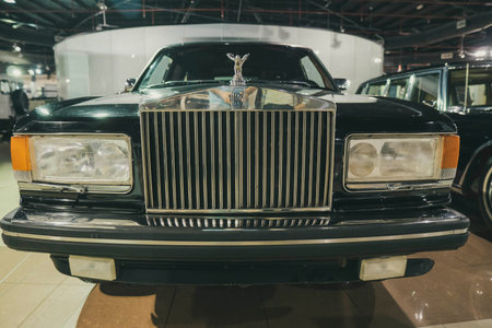 "7/31/2021 - Sharjah, UAE: 1989 Rolls Royce Silver Spur II Limosine a United Kingdom Classic Car front bumper"のeditorial素材