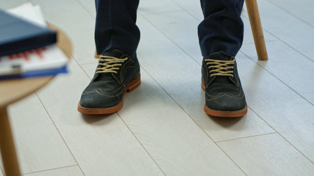 Casual Men Shoes with Stylish Laces and Comfort Design