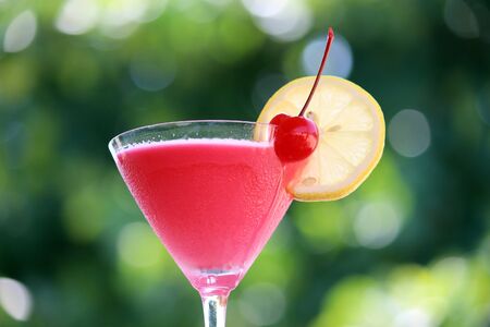 Solve the thirst, cool down with cool fruit juice.