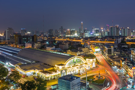 BANGKOK, THAILAND-February 5 : Bangkok central train station (Hua Lamphong Railway Station) on February 5, 2017 in Bangkok. This is the main railway station in Bangkok, located in the center of Bangkokのeditorial素材