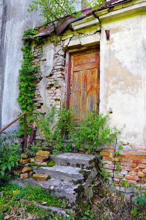 Old abandoned building, unsuitable housing for life, devastationの写真素材
