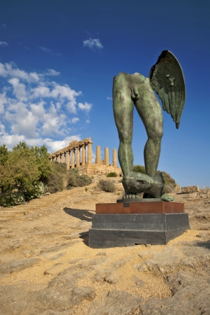 igor mitoraj sculpture in agrigentoの写真素材