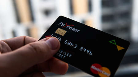 Aschheim, Germany -27 June  2020 : Blocking Payoneer cards, Wirecar company bankruptcy. Issuing Cards from Wirecard Card Solutionsのeditorial素材