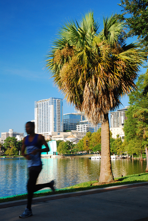 Early morning, Lake Eola, Orlando, FLのeditorial素材