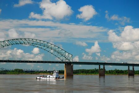 Desoto Bridge over the Mississippiのeditorial素材