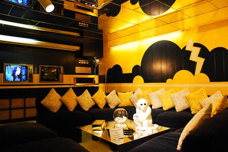 Elvis Presely Graceland's TV Room, where Elvis had three televisions installedのeditorial素材