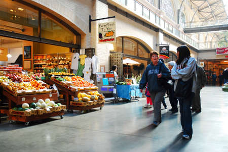 Farmers Market, Ferry Building, San Franciscoのeditorial素材