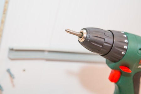 electric screwdriver