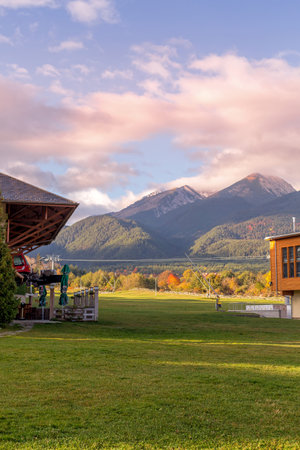 Bulgaria, Bansko houses and Pirin mountainsのeditorial素材