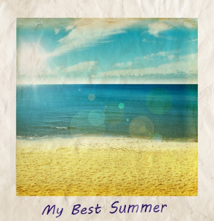 Summer beach illustration with blue sea and sky in rays of sunlight  Happy vacation  Summer holidays card, place for text  Summer vacation photo  の写真素材