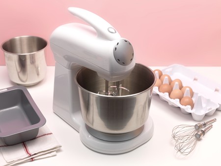 A food mixer on a kitchen benchの写真素材