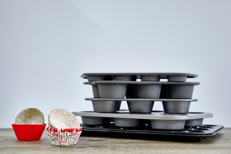 A studio photo of a baking trayの写真素材