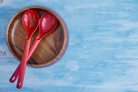 A studio photo of a wooden bowlの写真素材