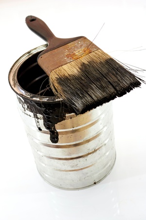 A studio photo of black paintの写真素材
