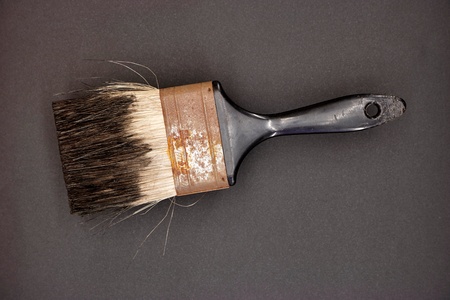 A studio photo of black paintの写真素材