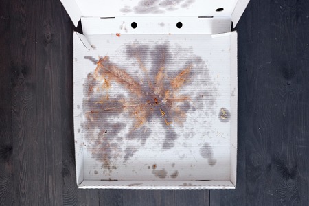 A studio photo of a pizza boxの写真素材