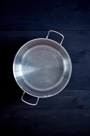 A studio photo of pots and pansの写真素材
