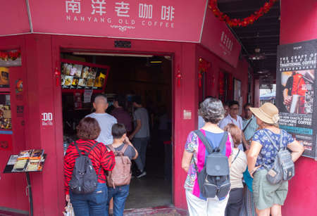 SINGAPORE - April 8, 2019: Singapore Chinatown, Food street style dining authentic food.のeditorial素材