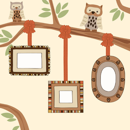 Three Empty Frames on Family Treeのイラスト素材