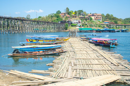 View of the river at Sangklaburi, Thailand.のeditorial素材