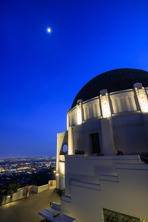 Griffin Observatory and Los Angeles downtown, twilightのeditorial素材