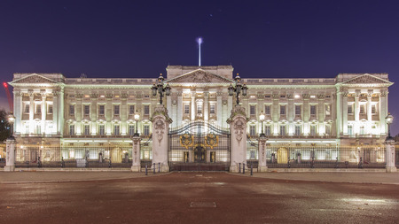 Traveling in the famous Buckingham Palace, London, United Kingdom around twilightのeditorial素材