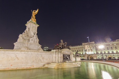 Traveling in the famous Buckingham Palace, London, United Kingdom around twilightのeditorial素材