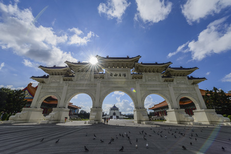 The famous landmark - Chiang Kai-shek Memorial Hall at Taipei, Taiwanのeditorial素材