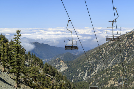 Hiking in the Mt. Baldy Trail at Los Angeles, Californiaのeditorial素材