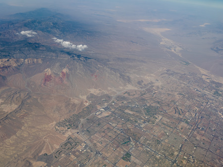 Beautiful aerial view shot in airplane, flying from Los Angeles towards New York Cityの写真素材