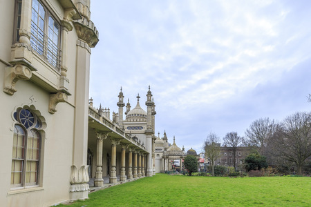 The Royal Pavilion Tavern, Brighton in a cloudy dayの写真素材