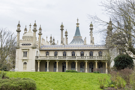The Royal Pavilion Tavern, Brighton in a cloudy dayのeditorial素材