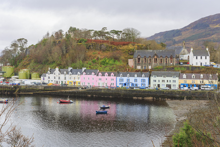 The famous Portree Harbour at Isle of Skyeのeditorial素材